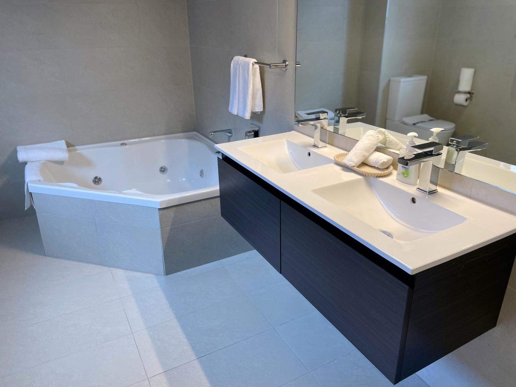 Royal Park Lodge Auckland Room photo